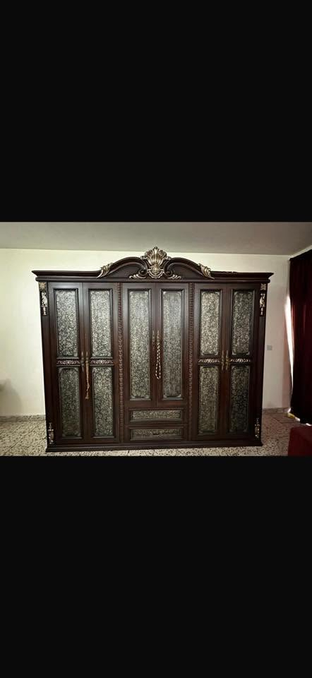 غرفة نوم تركية ماركة استقبال تكمة جدا جدا بدون اي اضرار بغداد حي الجامعة ***********  متوفرة فديو والتفاصيل للجادين فقط تواصل واتس اب
