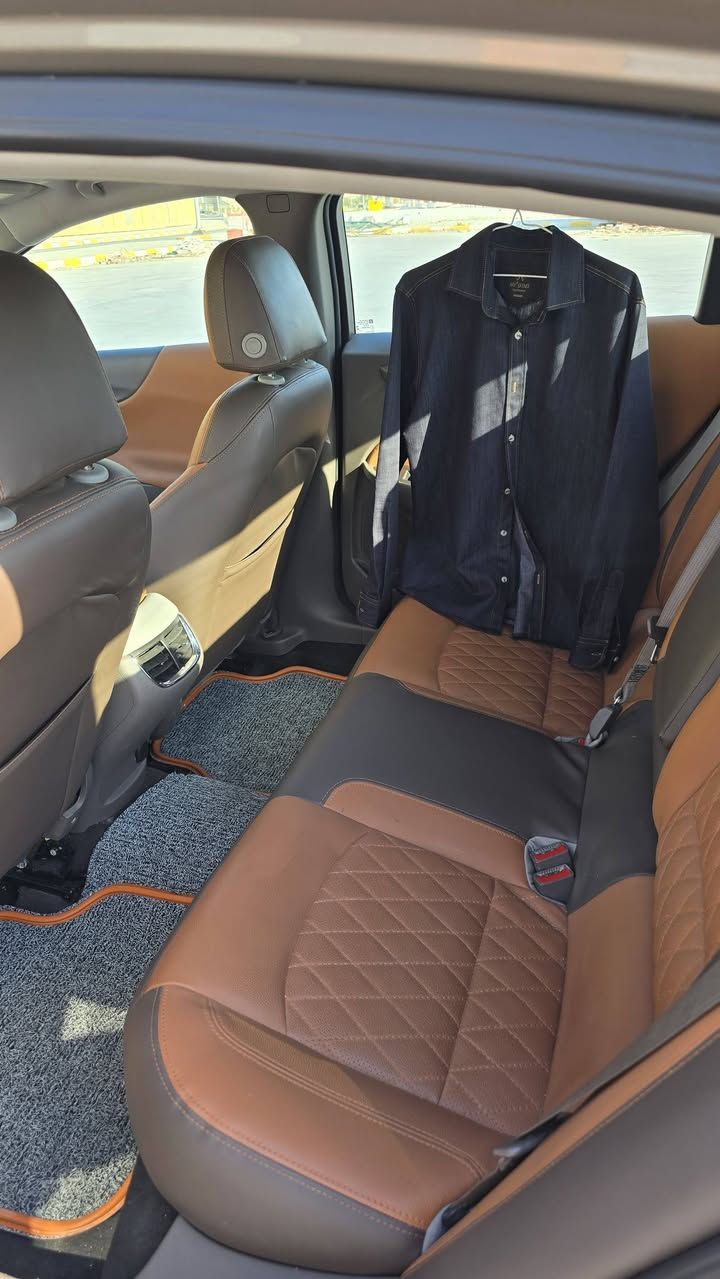 ماليبو LT
ماليبو 2025) LT لون ذهبي
ماشيه 40 كيلو مو ميل
الضرر// مكفوله بدون حادث
صور الضرر موجدات بلمنشور كشن السائق فقط بدون ايرباك
رقم شهداء واسط وكاله شوكت متريد
المواصفات
بصمه ابواب + جنطه
حساس خلفي
تشغيل عن بعد
نقاط عمياء
محرك 1500 توربو ✈️
قياده ذاتيه
مانع انزلاق
لدات اماميه نهاري
كشنات تدفئه + كهرباء ⚡️
تبريد مناخين منفصل SYNC
تبريد قطعتين امامي خلفي
شاشه كبيره تدعم 📲Android Auto/car play
خرائط Gps📌
كامره خلفيه 📷
كروز مثبت سرعه
شاشة ضبط واعطال بل دشبول
منافذ USP/ 12V /Tip C
مانع انزلاق ⛔️
حساس اطارات
4 دسك/ Abs
السياره جاهزه ونظيفه جداً بدون نواقص
السعر //  145 مجال بسيط
مكاني واسط المركز محافظة
للاستفسار الاتصال على الرقم
***********
