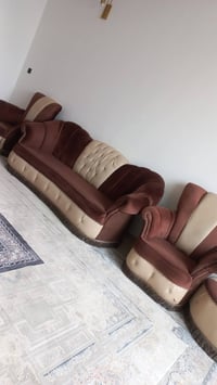 طخم للبيع جديد كلش ١٠ مقاعد وطبله وسطيه ب٧٠٠ وبي مجال للشراي 077199193...