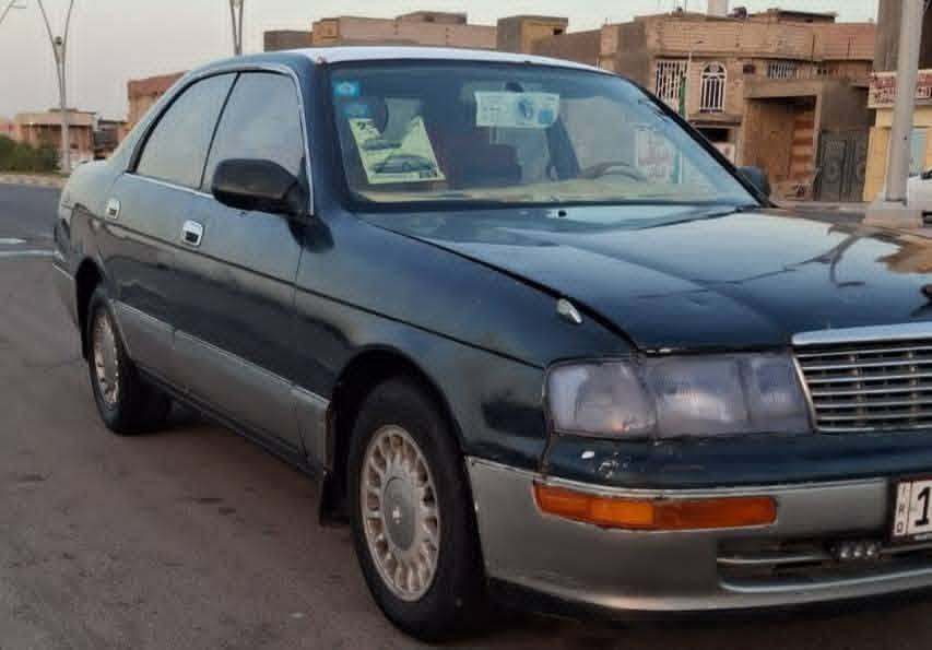 سلام عليكم
بطه منتصل موديل ((1992))
مكفوله من ضربه ولكصه ونغل 
رقم بصره نكليزي بسمي سنويه لغايه ((2031))
مكينه وكير جدد (( 2500))حداديه تخم تاير 
كهربايات كلهه شغاله ليت زنون تبريد 🥶 ثلج بمعنى 
العوان لبصره لسعر (35// وبيهه مجال 
***********
