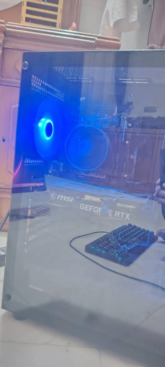 ‏سلام عليكم

 تجميعه  للبيع
i5-12400f 

GIGABYTE H610M K DDR4

 GIGABYTE RTX 3060ti

HIKSEMI ARMOR DDR4 8GB 8GB 16GB 3200MHz

M.2 1T

ROPS-600w 
السعر  850 قفل قفل قفل ماعندي توصيل
مكاني كربلاء ***********
