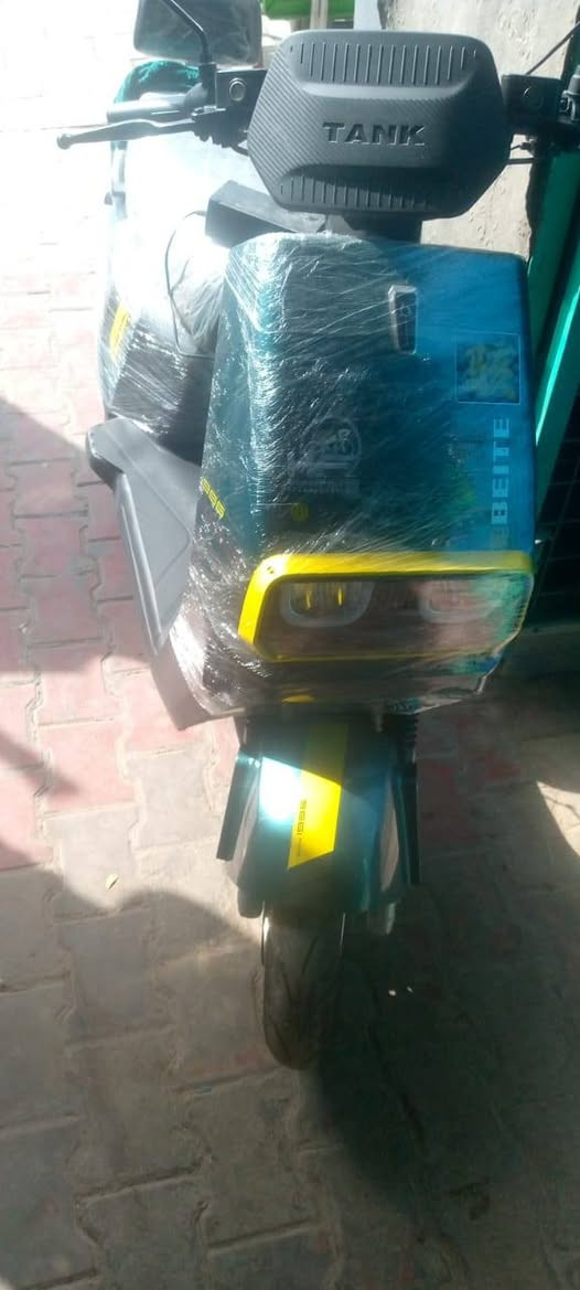 دراجه شحن للبيع  تانك نضيفه مستخدمه اسبوع ***********
