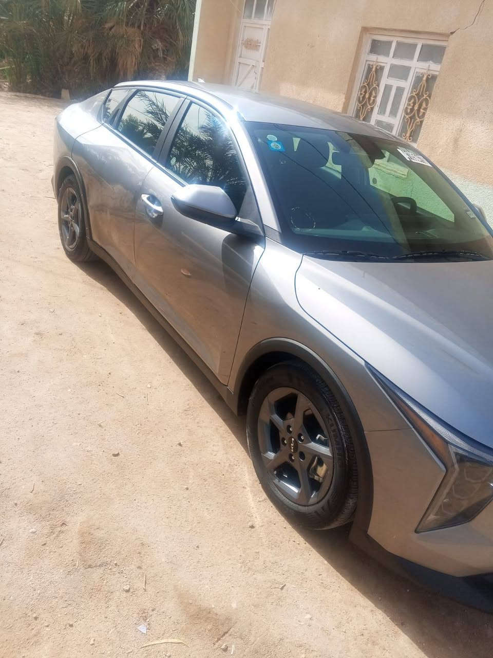 السلام عليكم
متاح كيا كي فور 2025
وارد امريكي
ماشية ٨٠٠٠ ميل
Kia k4
فول موصفات عدا فتحة واشاير بالمري 
.تشغيل عن بعد 
.اشارة ترحيب 
.فتح الصندوق عند الاقتراب 
.اوتو هولد
.سايد بريك كهربائي
.رادار جانبي وامامي 
.مازدات led لد ثلاث عدسات
.قيادة ذاتية 
.تحديد مسار
.شاشة متصلة 
.اضوية داخلية لمس
.تحكم كامل عن طريق الشاشة 
. دشبول بيانو 

الحادث موضح بالصور 
 .
.باب الخلفي بي بارد فقط  باقي كفاله 
السعر :$180 وبيه مجال قليل 

***********
موجود واتساب
