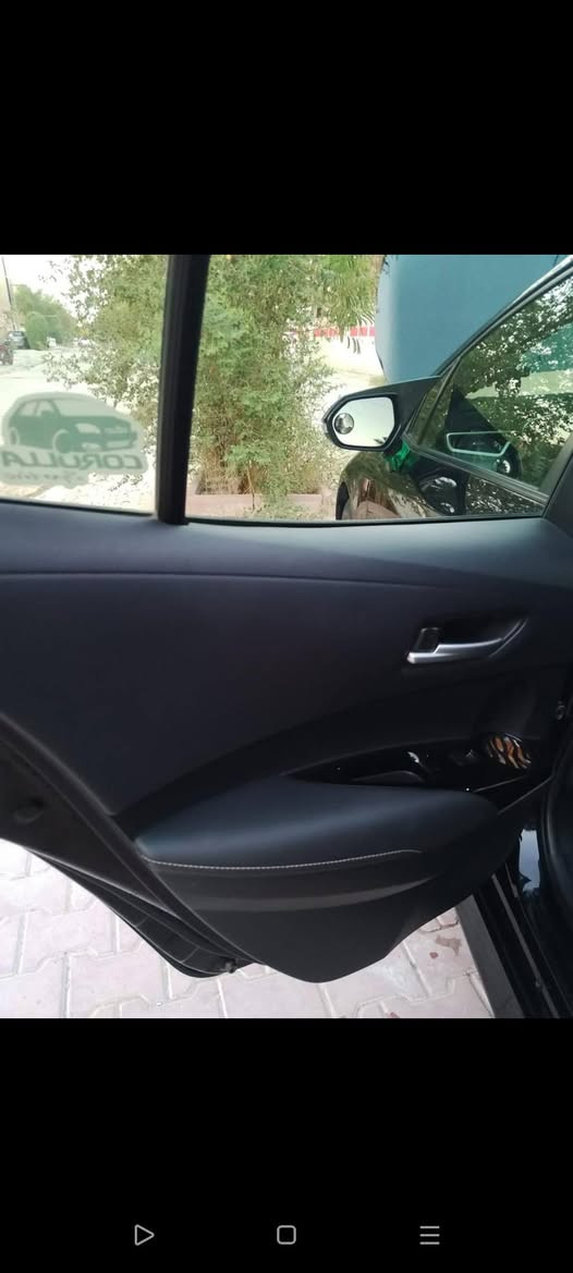 كورلا هاج باك كير عادي ٢٠٢٢ 
بصمه شاشه جبيره نص فول 
بيه بنيد وربع جاملغ ماشيه ٥٨ حقيقي 
السياره جاهزه من كلشي مابيها اي نقص 
صدر جديد تبريد خير من الله 
متصرف عليها غير التحويل 
السياره بسمي شرط التحويل
السعر ١١٠ وبيها مجال
***********
العنوان بغداد الدوره خابر ودلل
