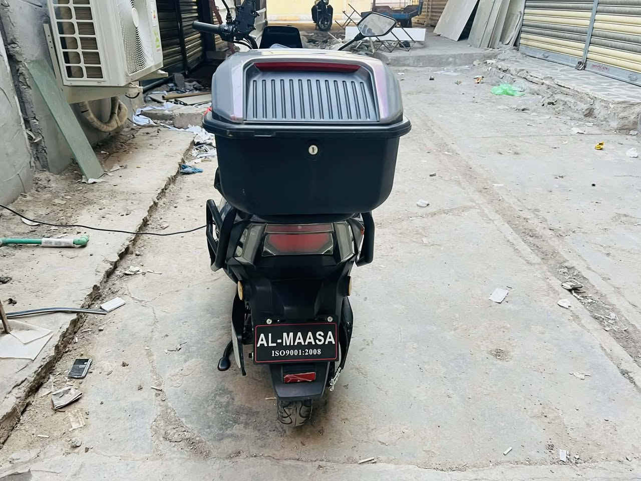 لسلام عليكم
دراجه شركة الماسا 💎 سكنس شبح كبير 
موديل2026
موطور بالكارتون جديد
(اخو الزيروو مستخدم شي قليل مكفول حتى من شخط ...)
(بطاريات عدد 6 على فحص ) 
فول مواصفات  «ملف 3500W» 
(نظام  R) 
(مخرج شحن USP) 
(سرعة 99) (سرع 4)
(مثبت سرعة) 
(السعر خاص)
لايت زنون عالي ناصي 
اشاير يمنة يسرة دبل اشار
الموقع الانبار /الفلوجه 
الاستفسار :***********
*********** بي واتساب
