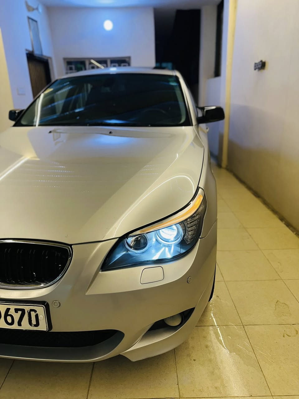 BMW-E60-2008-528

-------------------------------------
#السعر : 132$ وبيه مجال بسيط 
‏
#رقم الهاتف : *********** 

#رقم السيارة : دهوك 

#مكان السيارة : واسط/العزيزية 
-------------------------------------
للبيع فقط 
ميماتي موديل 2008 حجم 528 نوزل قصير اصل  رقم دهوك جديد سنوية جديدة مشروع سيارة كت M كامل بيه كم قطعة صبغ بدون حادث شواصي لغود كفاله 
تفاصيل سيارة 👇🏼👇🏼
1_ كير كوبرا🗝
2_محرك 6 سلندر⁦⁩+كير تبترونيك مكفولات ⁦⚔️
3_تبريد قطعتين ❄️
4_كروز سرعة 🔒
6_مراية داخلية+جانبة عاكسة 🪞
7_تحكم ستيرن ⚔️
8_ كشنات كهرباء⚡️
9-شاشة اعطال🖥
10-داخل اسود  
11-لايت زنون LED 🔦
12_ جام اخضر💚
13_بصمة 🔗
14-ويل 18 اصلي تو سايز+تخم تاير جديد⚔️
15-بك لايت LED💡
16-صدر امامي خلفي جديد ⁦⚔️
17-نظام DTS
18-هزة وفحص جديد⚔️
19-حساسات امامية خلفية ⚔️
20-انارة ترحيب💡
21-دمامات جوة الكشن 
22_منفذ AUX
23_ماوس تحكم 
24_شاشة 
25_
-------------------------------------
