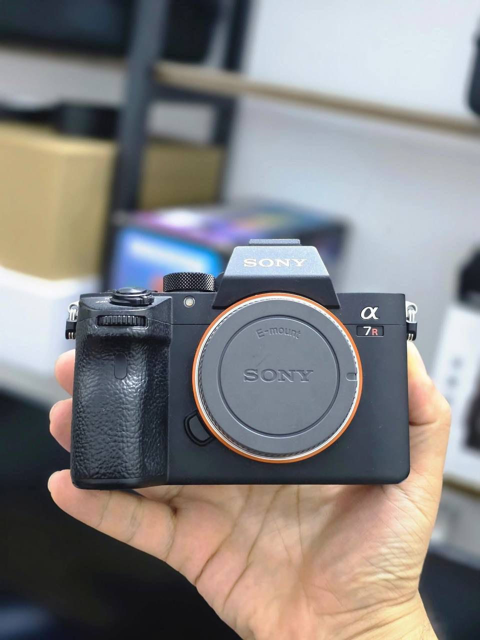 سونيa7Riii للبيع
نظيفة واستعمال شخصي 

كاملة جميع ملحقات اصلية 

السعر مليون و700

مكاني ذي قار


**إذا كنت صاحب هذا الإعلان وتريد حذفه لأي سبب، رجاءا أرسل رسالة إلى الدعم الفني**