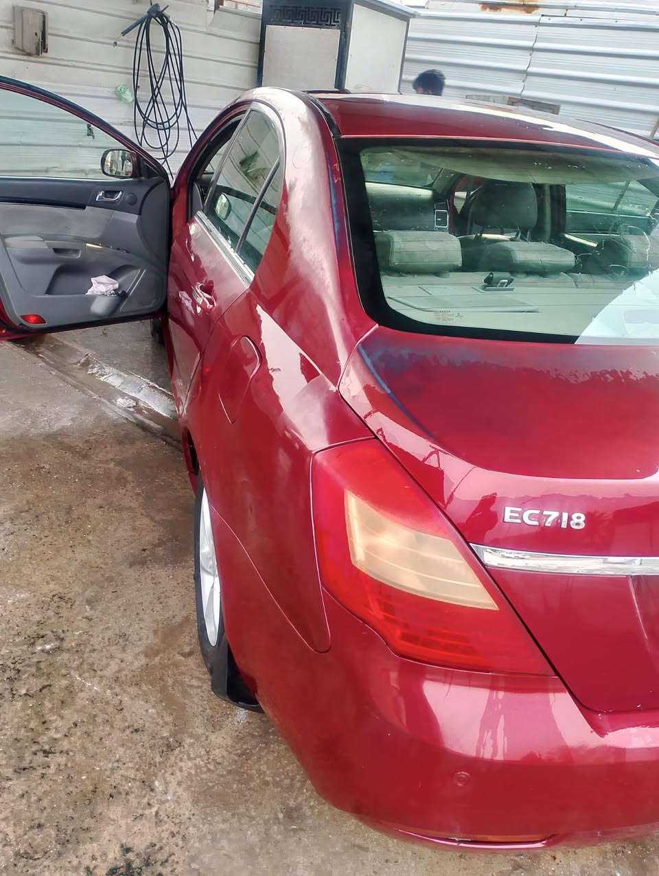 السلام عليكم امكراد للبيع موديل 2013 رقم بغداد شاشه كامره موصفات فتحه اشاير بل مري السياره ماشيه السياره ما جديده مكاني بغداد الشعلة السعر 55 رقم الهاتف ***********
