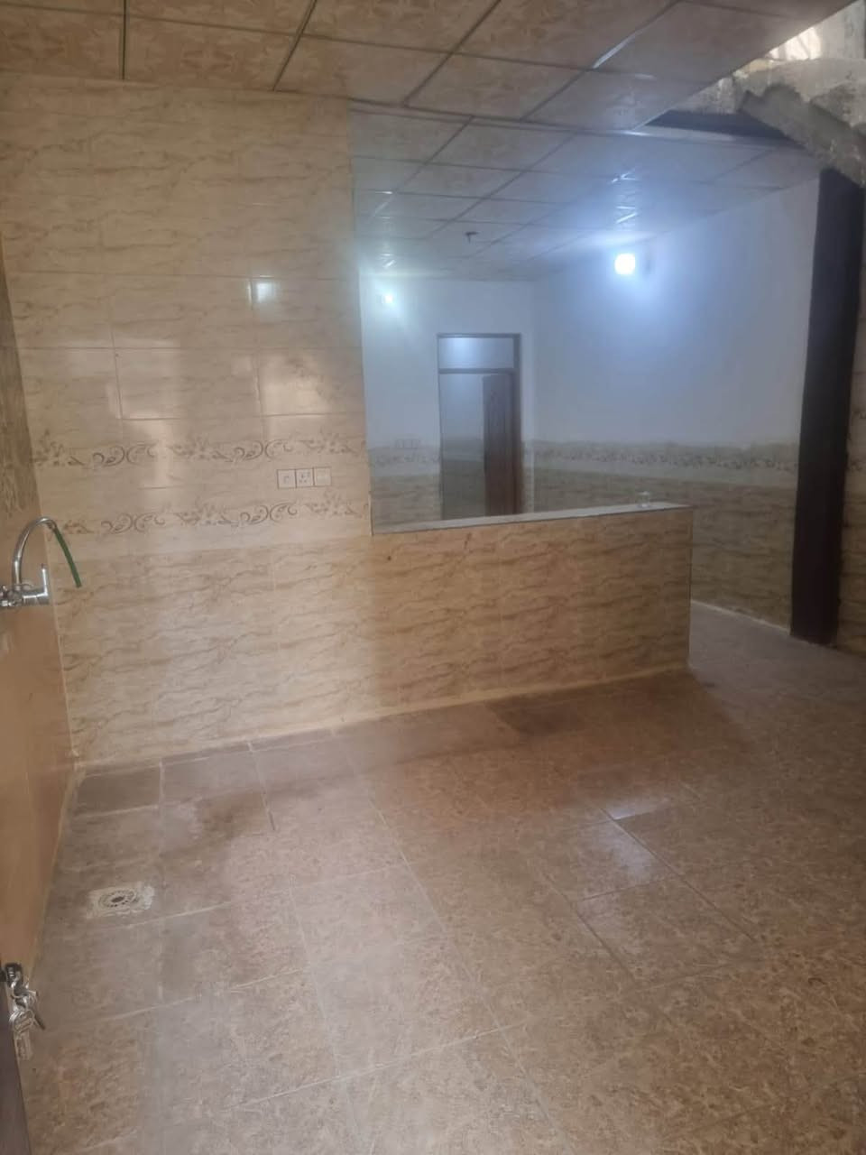 يا الله …. بيع مستعجل…. بالاقساط او كاش
بيت للبيع مساحته ١٠٠ متر في شارع الشفلات قرب شارع المطار بناء جناي حديث الاسس والسقف كونكريت مسلح وبناء بالطابوق يحتوي على استقبال وصاله ومطبخ وغرفه نوم ومجموعتين صحية   الجدران سيراميك والارضيه بورسلين فاخر للاستفسار الاتصال على الرقم ***********
