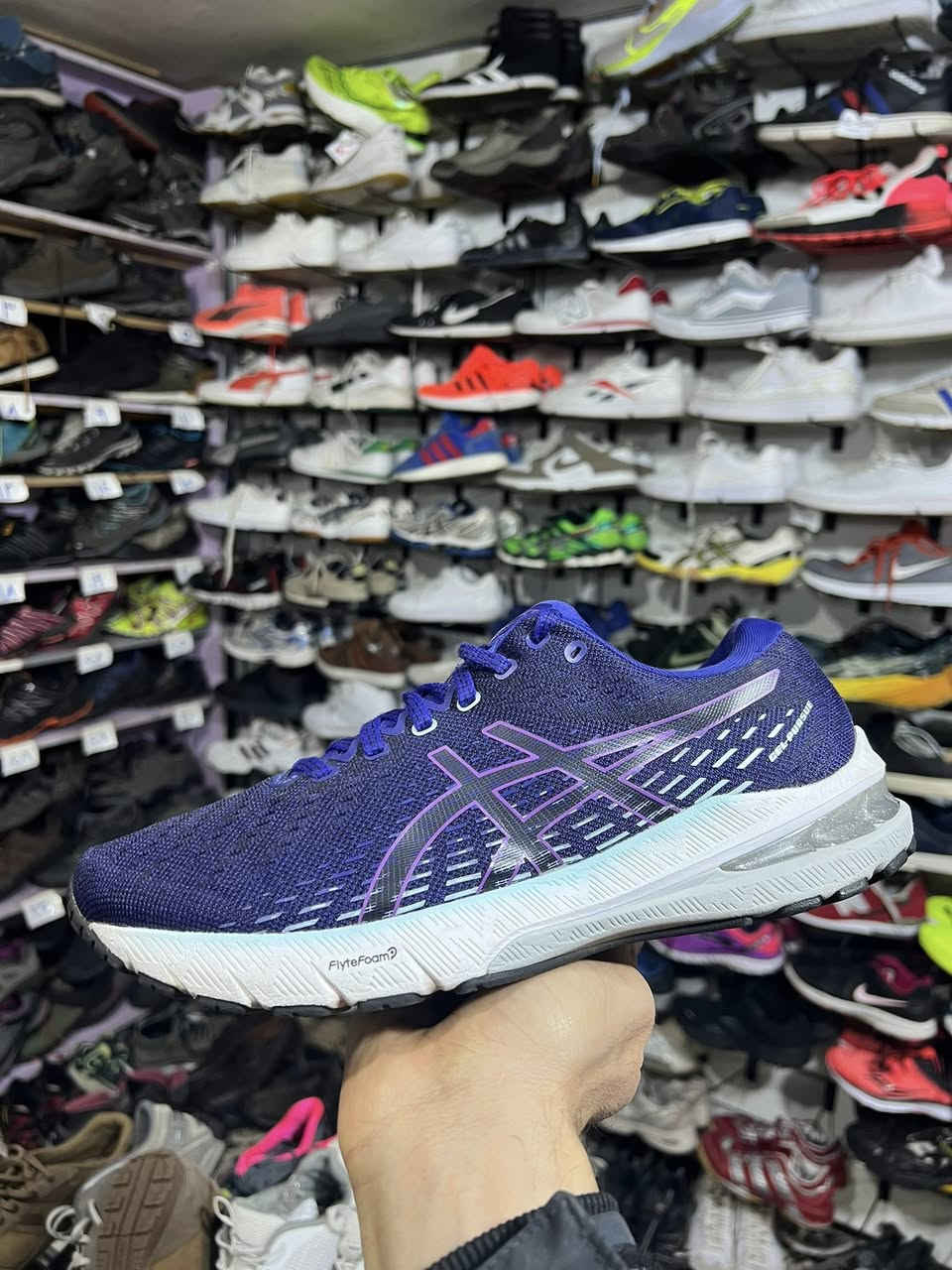 Asics Gel Pursue 8 
نظافة ١٠٠٪

توصیل موجود


**إذا كنت صاحب هذا الإعلان وتريد حذفه لأي سبب، رجاءا أرسل رسالة إلى الدعم الفني**