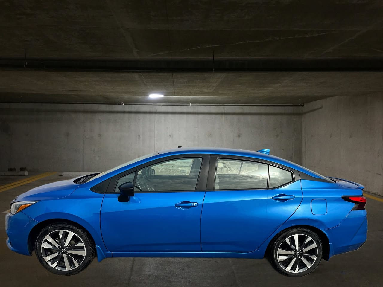 نيسان فيرسا (2021)💙🔥
🇺🇸 وارد أمريكي

🔵 اللون أزرق
🚗 ماشية 94 ألف ميل
🛠️ ضرر بنيد
🛠️ ضرر جاملغ السايق
🛠️ الجاملغ الثاني ضرر خفيف داخل العراق

📮 السـعـر ✅ 115$
 بيها مجال

مكان تواجد السيارة: البصرة – الجنينة
للتواصل
***********
