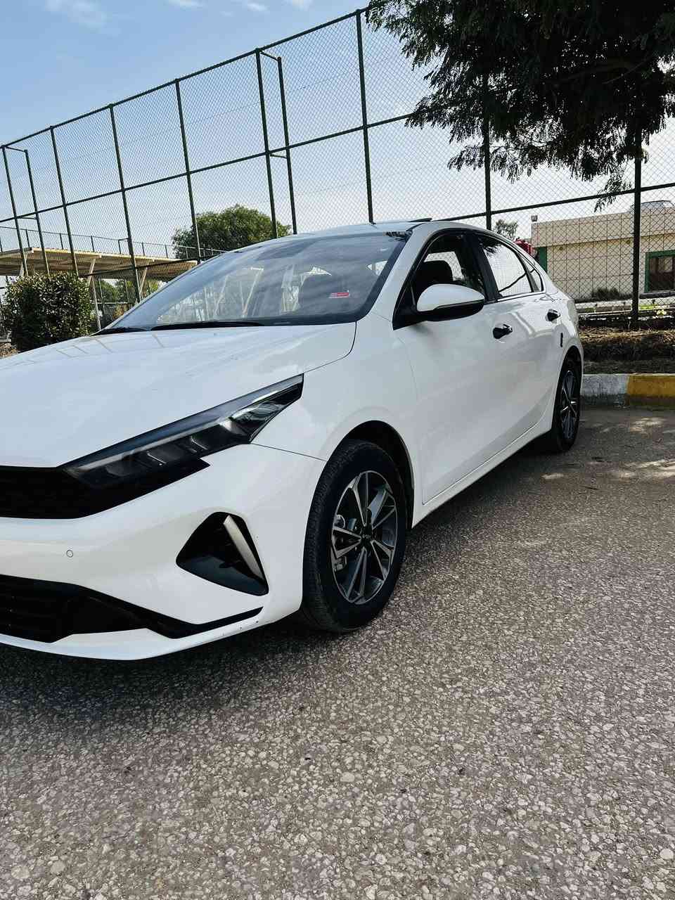 K3 2024
مكفوله كفاله عامه رقم اربيل تريد تحويل تريد وكاله جلد اوتو هولد هاند بريك بصمه حساسات وكامره خلفيه مري شفط فتحه سقف 
السعر 146وبيها مجال بسيط 
***********
