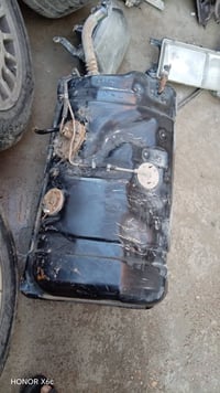 تانكي بطه كامل السعر ٦٠ الف مكاني بغداد ٠٧٧٧٤٩٧٦٦٩٠