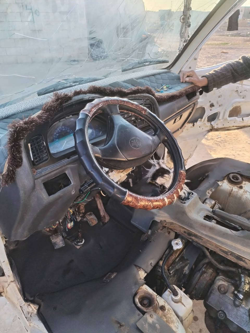 سلام عليكم كيا فاو للبيع محرك اكسل شاصي كير شرط اوراق كامله مكان تكريت سعر 13بيها  شراي اتصل ***********
