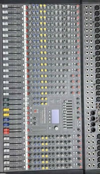 مكسر 2200اخرس اصلي الماني  مكسر 2200 بور اصلي الماني  كفاله من التصليح...