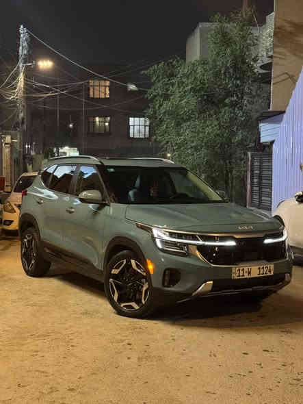 السلام عليكم ورحمه الله وبركاته 
كيا سيليتوس فول مواصفات اعلى فئة تيربو 1600
للبيع فقط 
وارد امريكي الحادث كما موضح في الصور
موديل {2024}
اللون المميز فيروزي 
رقم مميز 
مكان السيارة بغداد
البلديات حي التراث
للأستفسار اكثر التواصل على الرقم 
0771 236 7829
