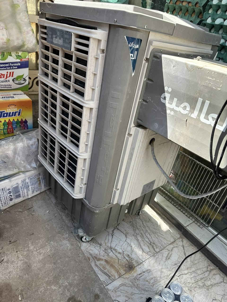 مبرده العاليمة نظيفه شغاله موسم واحد كلش نظيفه السعر ٢٥٠
***********
