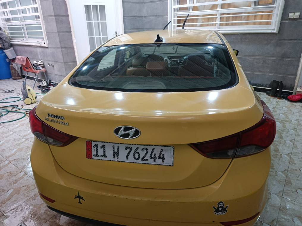 السلام عليكم النترا 2015 للبيع محرك مجفت كير مكفول ضربته موجوده بلصور وبيه طخات صغيره السياره كشره نضيف ونصبته حلوه تجي وتشوف مابيه نواقص حداديه ابد ماعدا ماطور ستيرن والباقي كله جديد تايرات نضيفات تدفئه تبريد شغال الداخل جلد مغلف  السعر $100  للتواصل 
*********** المصيب, بابل
