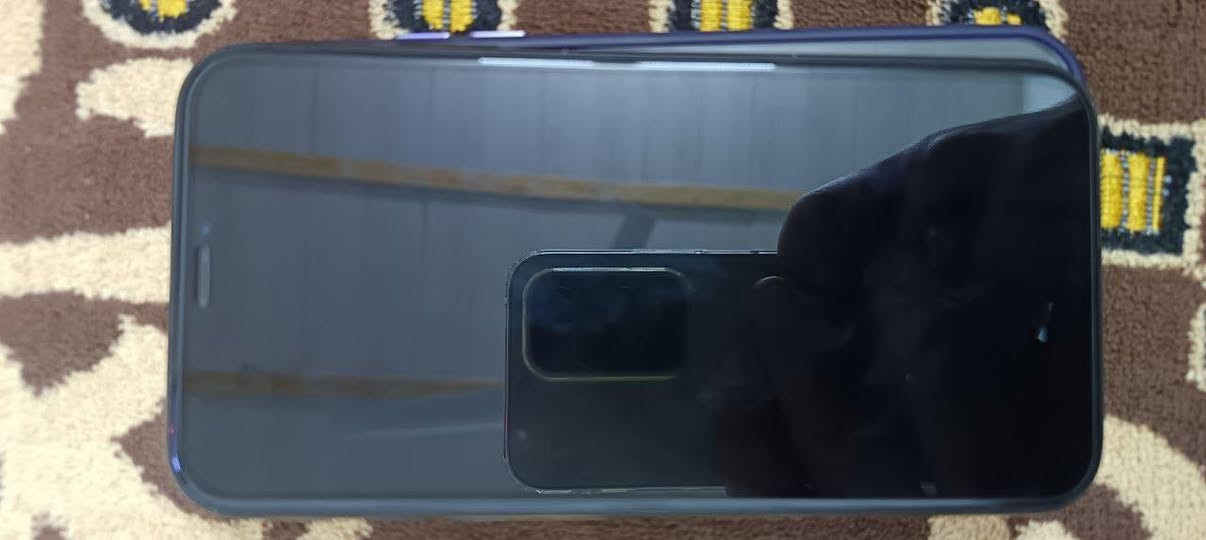 ايفون XRذاكره 128بطاريه 76   الجهاز مكفول من كلشي مداخل تصليح ابد بدون ملحقات فقط حافظه ولزكه للبيع رايده ب160 مكاني بغداد مدينة الصدر ***********
