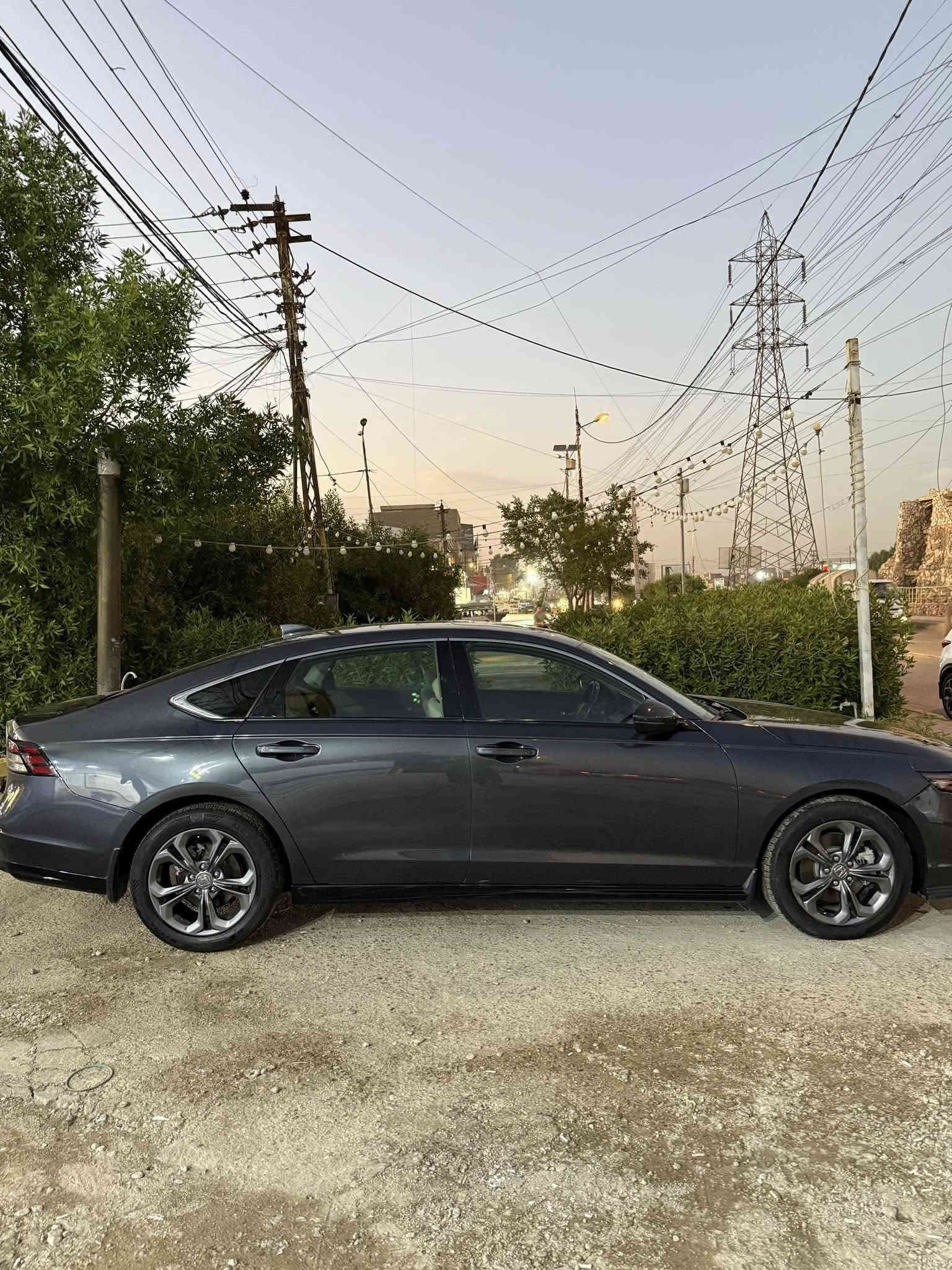 سلام عليكم
للبيع هوندا اكورد موديل 2024 EXL هايبرد

السعر 188$وبيهه مجال صور الحادث مرفقة بالمنشور 

للإستفسار ***********
