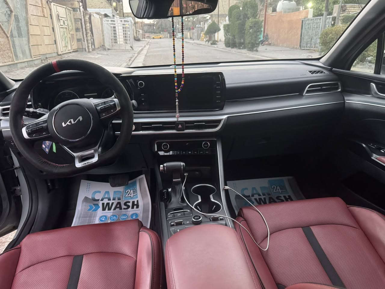 كيا k5 2024 جي تي لاين وارد محرك 1600 تيربو ماشيه ب امريكا 14 وهسه 19  حادث موضح بالصور السياره مدارينه كلش بانزين محسن فقط ودهن اصلي  السياره ب اسمي بغداد حره 

ملاحضه / صار بيهه بالعراق صبغ ربع الجاملغ الخلفي الايسر واشتغلته شغل مضبوط 
السعر 188 وبيهه مجال بسيط 
***********
