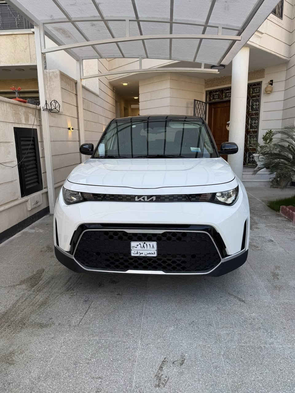 السلام عليكم
كيا صول 2025 زيرو ماشيه الفين فقط 
دخول جديد بدون رقم 
فول مواصفات تو كلر 
بصمه 
رادار امامي 
رادار جانبي + خلفي 
قماره بلاك 
مري بلاك + مانع تجاوز 
قياده داتيه 
تحديد مسار 
تشغيل عن بعد 
تحكم ستيرن كامل 
شاشه كبيره 
كامره دوار 
شحن لاسلكي 
لد خلفي 
السياره بدون صبغ تبديل جاملغ وبنيد بلادي نفس الون 
حتى الدعاميه مكفوله من الصبغ 
بسعر مناسب جدأ 149 فقط 
***********
