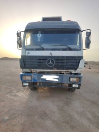 البي راس تريله 95 محرك 44 كير 180 شاصي مكفول قلاب بل سنويه 3 محاور سبر...