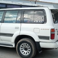 سيارة لاندكروز موديل ٩٠ للبيع مجددة ٢٠٢٩ إنكليزي بااسمي محرك  3F كابري...