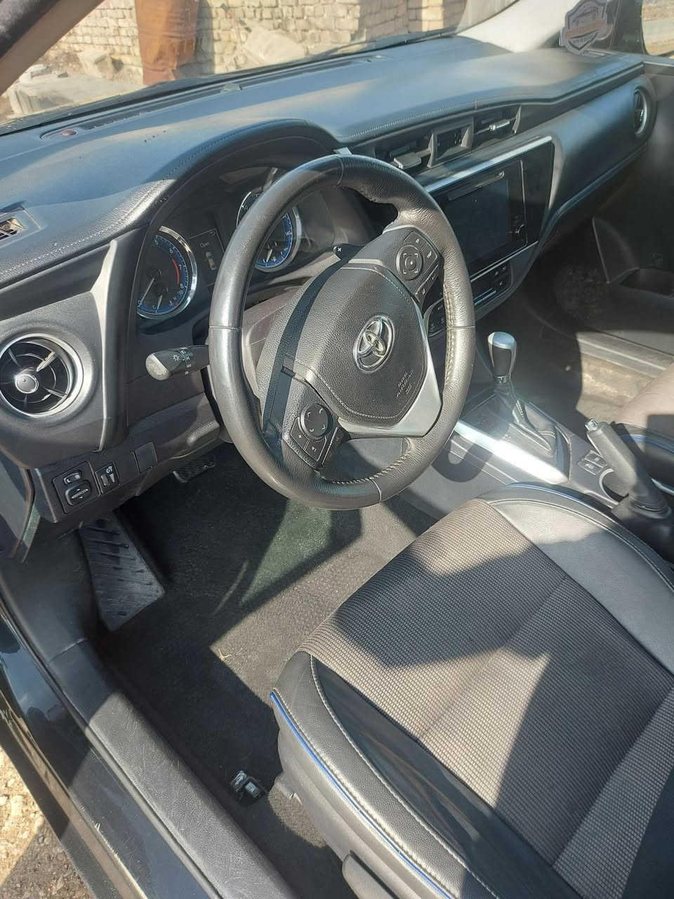 كورلا ٢٠١٨ فول مواصفات ظرر امريكه جامرلغ الائيمن بل خشم وتبديل بنيد بدون دواخل سياره خير من الله نظافه تجي اتشوف بعينك مكاني ديالى كنعان السعر ١٤٣ وبيها مجال 
***********
