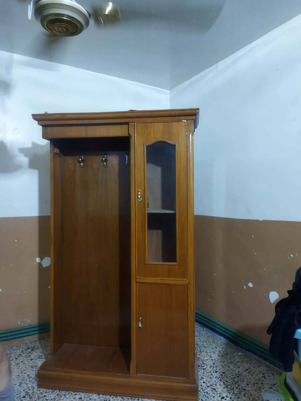 زاوريه نضيفه وحلوه مرتبه بالنجف حي الزهراء سعر 75 
استفسار ولتصال ***********
