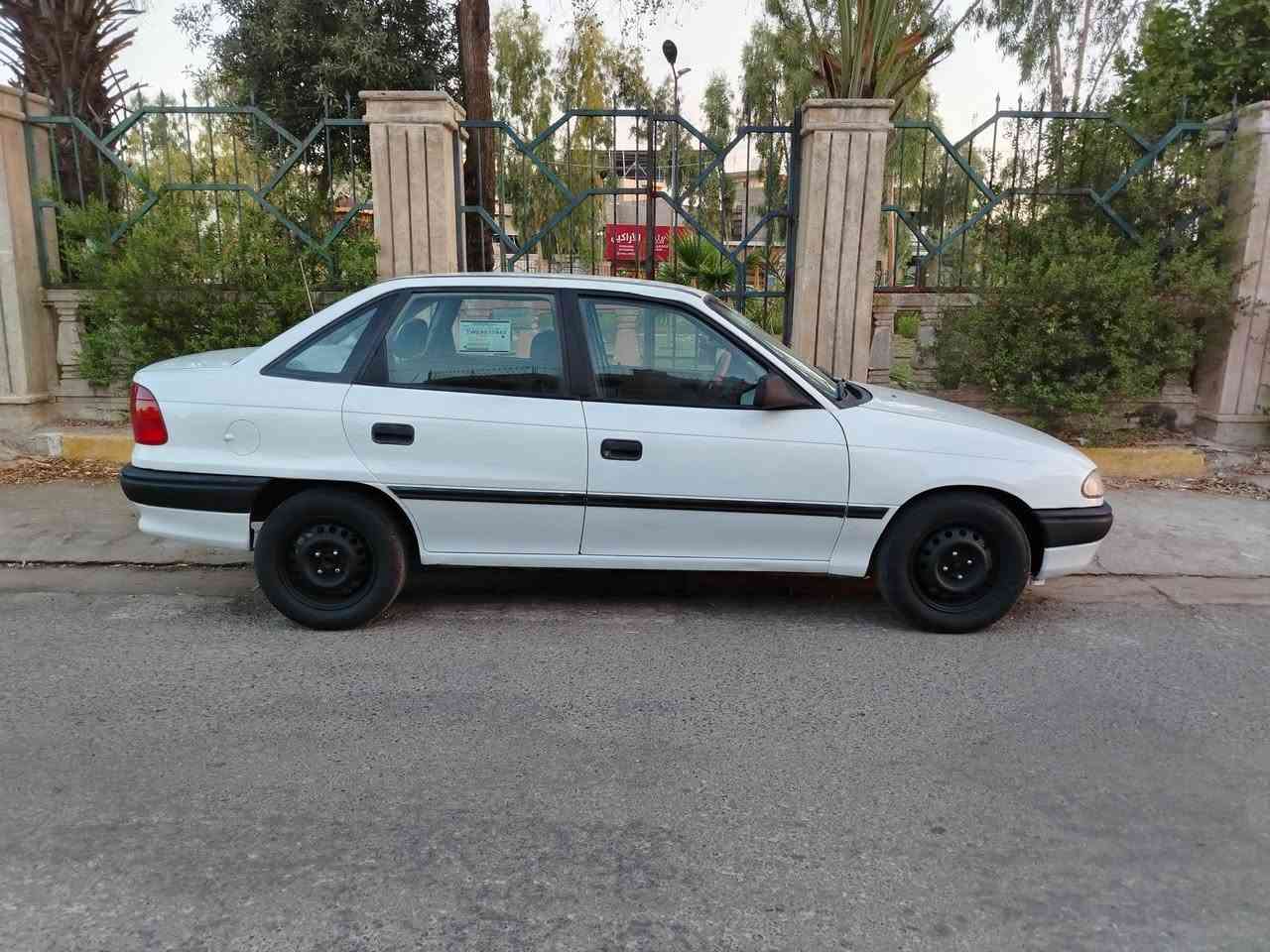أوبل أسترا
الموديل 1993
أربيل سنوية 2031
شرط الوكالة او التحويل
شرعي موصل
المحرك حجم (16)
الكير اوتوماتيك
تبريد كامل بس ماشغال
ستيرن بور
قفل مركزي
السعر ٤٧ ورقة
***********
***********
