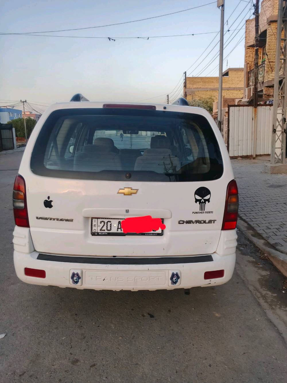 السلام عليكم للبيع او مرواس  السياره باسمي 7راكب موديل 97 محرك يبخر هزه  سنويه تنتهي 2030 سعر 40  وبينه مجال رقم الهاتف *********** بي واتساب رقمها ديالى مشروع وطني مكاني بغداد الحسينية الراشدية