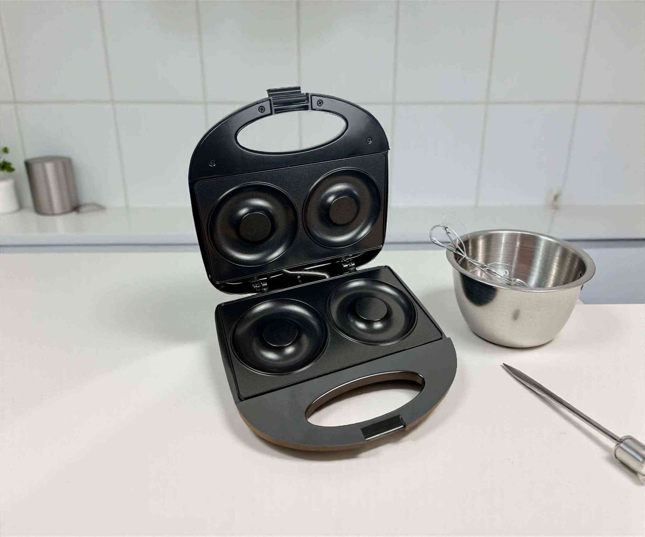 تحب الدونات الطازج بالبيت؟ 🍩

صانعة الدونات من برايد سلفر تخليك تسوي 2 دونات خلال دقائق!

حرارة موزعة من الجهتين حتى تطلع مستوية ولونها ذهبي مثالي ✨

بطبقة مانعة للالتصاق حتى ما تلزك وياك

قفل أمان ومؤشرات ضوئية لسهولة الاستخدام

قدرة 750 واط وأداء سريع

اختيار مثالي للفطور والحلويات والضيوف 🎉 بغداد, العراق


**إذا كنت صاحب هذا الإعلان وتريد حذفه لأي سبب، رجاءا أرسل رسالة إلى الدعم الفني**