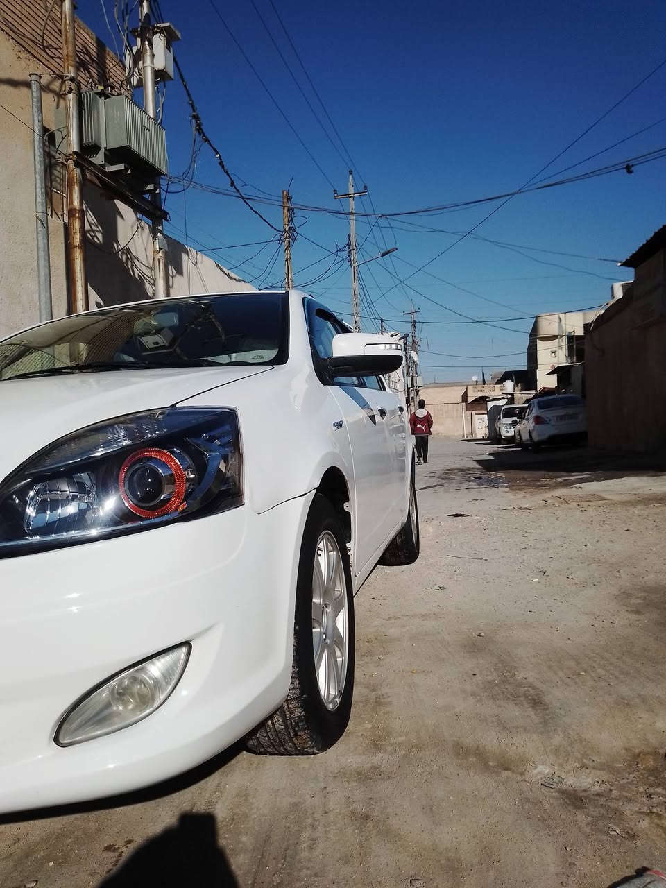 جيلي موبل 2013 للبيع  مكينه كورلا نحله 1800 گير عادي سنويه لل 27 مكفوله من الضربه والصبغ والتبديل ما عده لگاط زنجار مكاني بصره ابو السنويه بالبصره السعر 54 للأستفسار ***********
