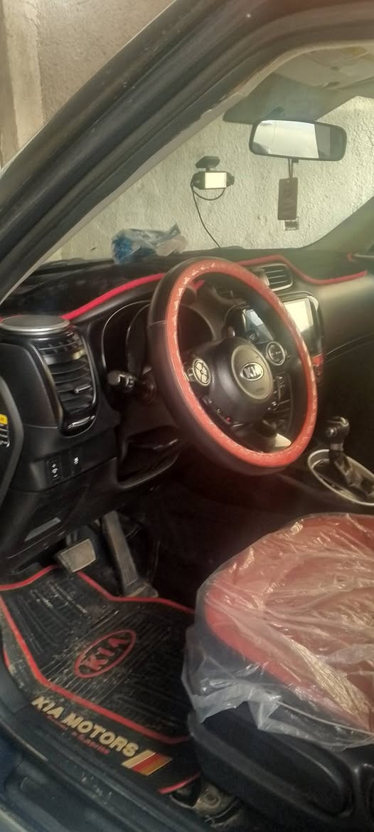 سلام عليكم لبيع صول15بسمي امريكي محرك 2000جي تي إي مكاني حي اور رقمي *********** سعر 98.
