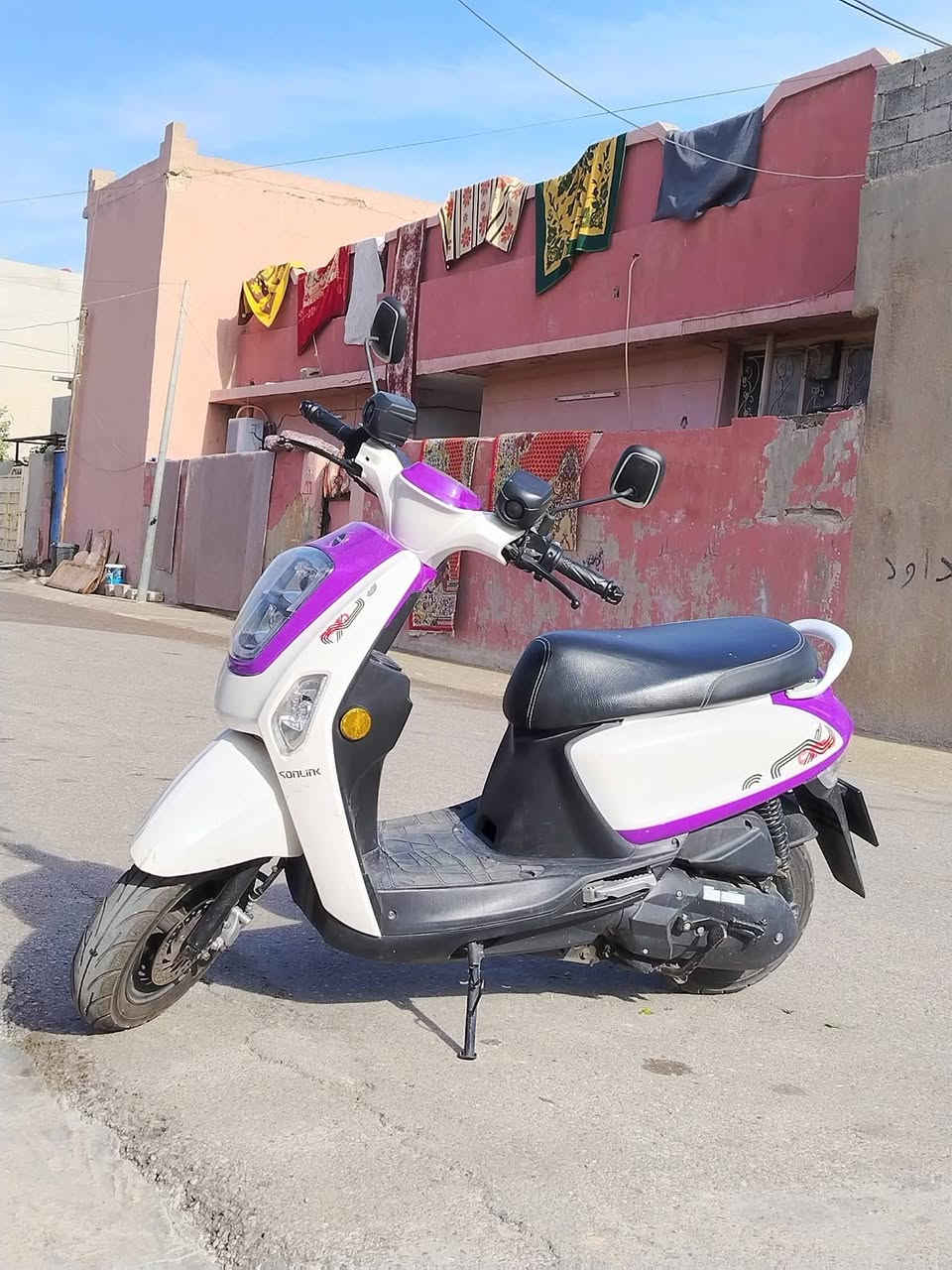 السلام عليكم اخوان دراجة لوك مامفتوحة شرط درنفيس ماطاخ موديل 2024 اذا شراي تعال واتساب *********** السعر 900
