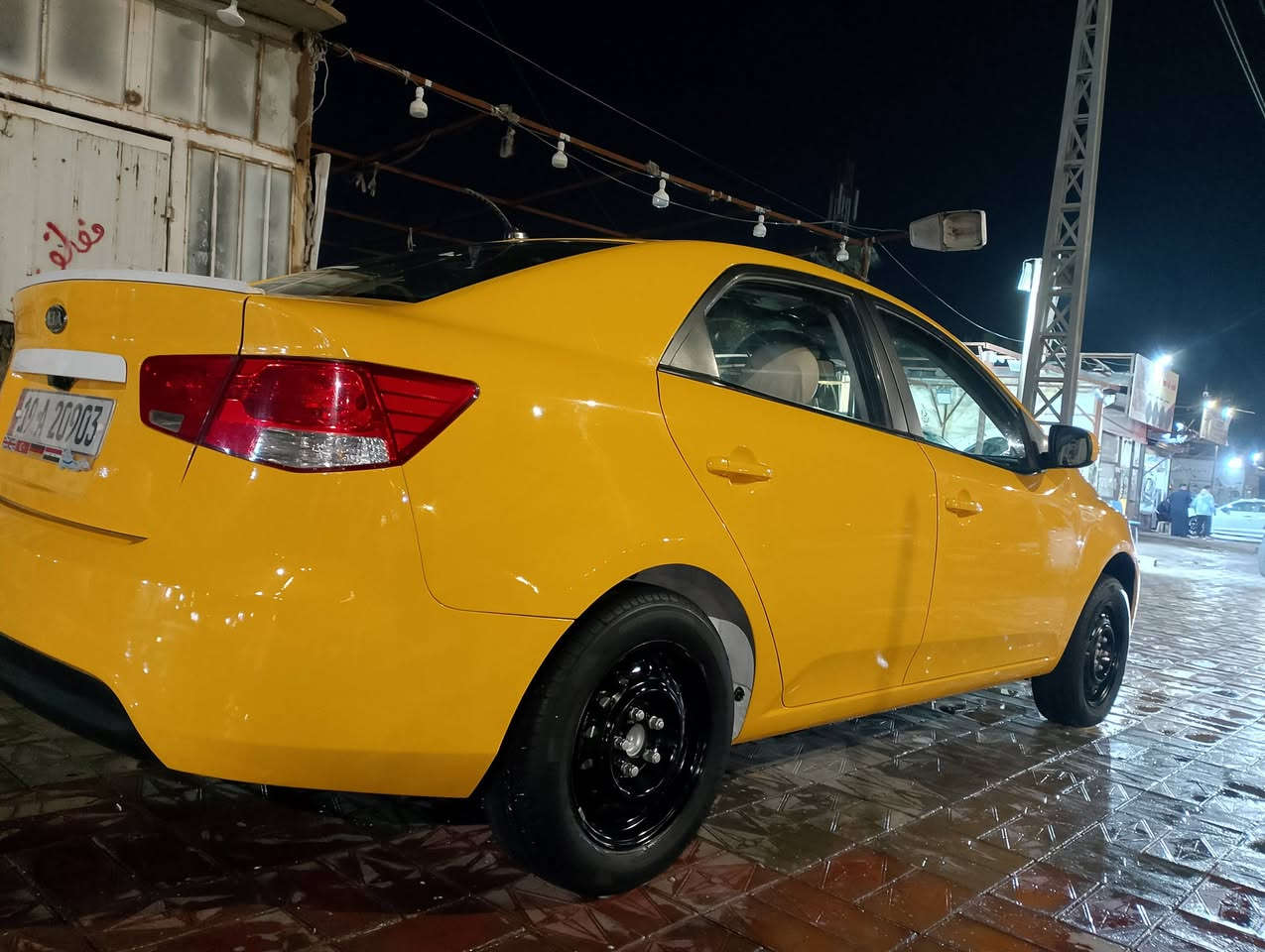 كيه سيراتو للبيع مديل 13 مكفوله فتح وضربه جاهزه مكينه وكير وحداديه وتبريد بسمي دواخل دوشمه تخم تاير عنوان ناصريه رقمي *********** السعر خاص
