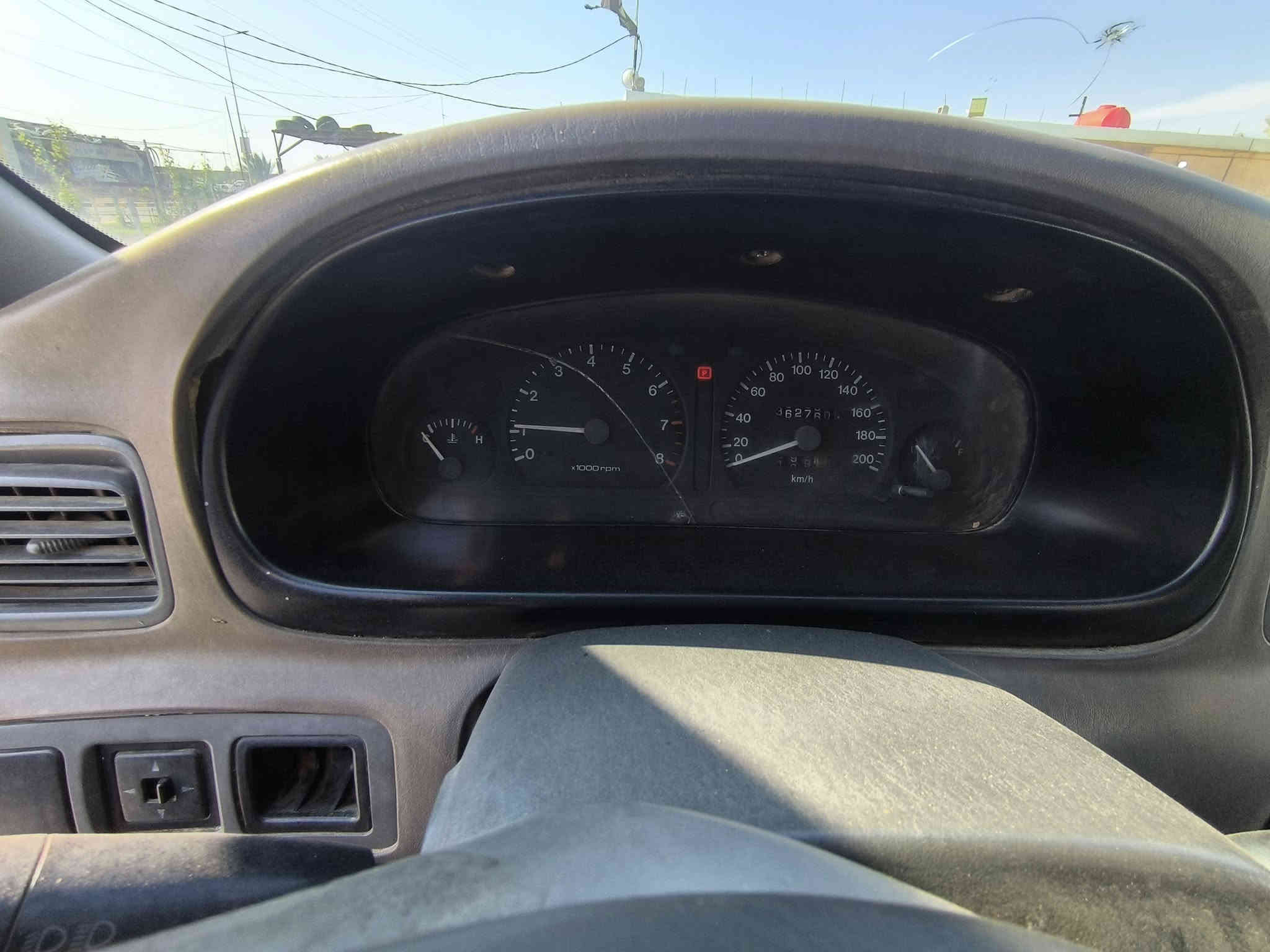 كيه كريدوس موديل 96 كير ومكينه مكفولات ومصبوقه جماليه بس وكفاله عماه بيه وتخم تاير السعر 40 وبيه مجال ‏‪0772 589 3433‬‏ 
‏‪0785 457 9098‬‏
