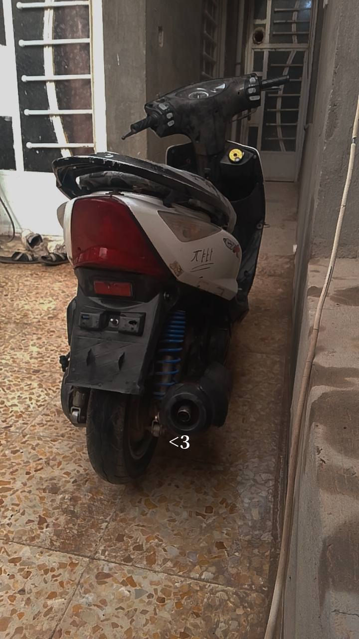 لسلام عليكم دراجة ماكس
دراجة خير م̷ـــِْن الله دراجة احلة م̷ـــِْن الصورة دراجة بيهة 
كلج رياضي اممامي بيهة لايت زنون بيهة سكن لون اخضر
سعر الدراجة 375 بيهة مجال قليل مكان سبع ابور متواجد خاص الرقمي ***********
