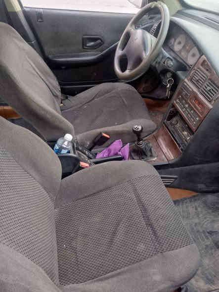 سلام عليكم بيجو بارص للبيع سياره كايمه موديل 2015سعر 35وبيها مجال رقم الهاتف ***********
