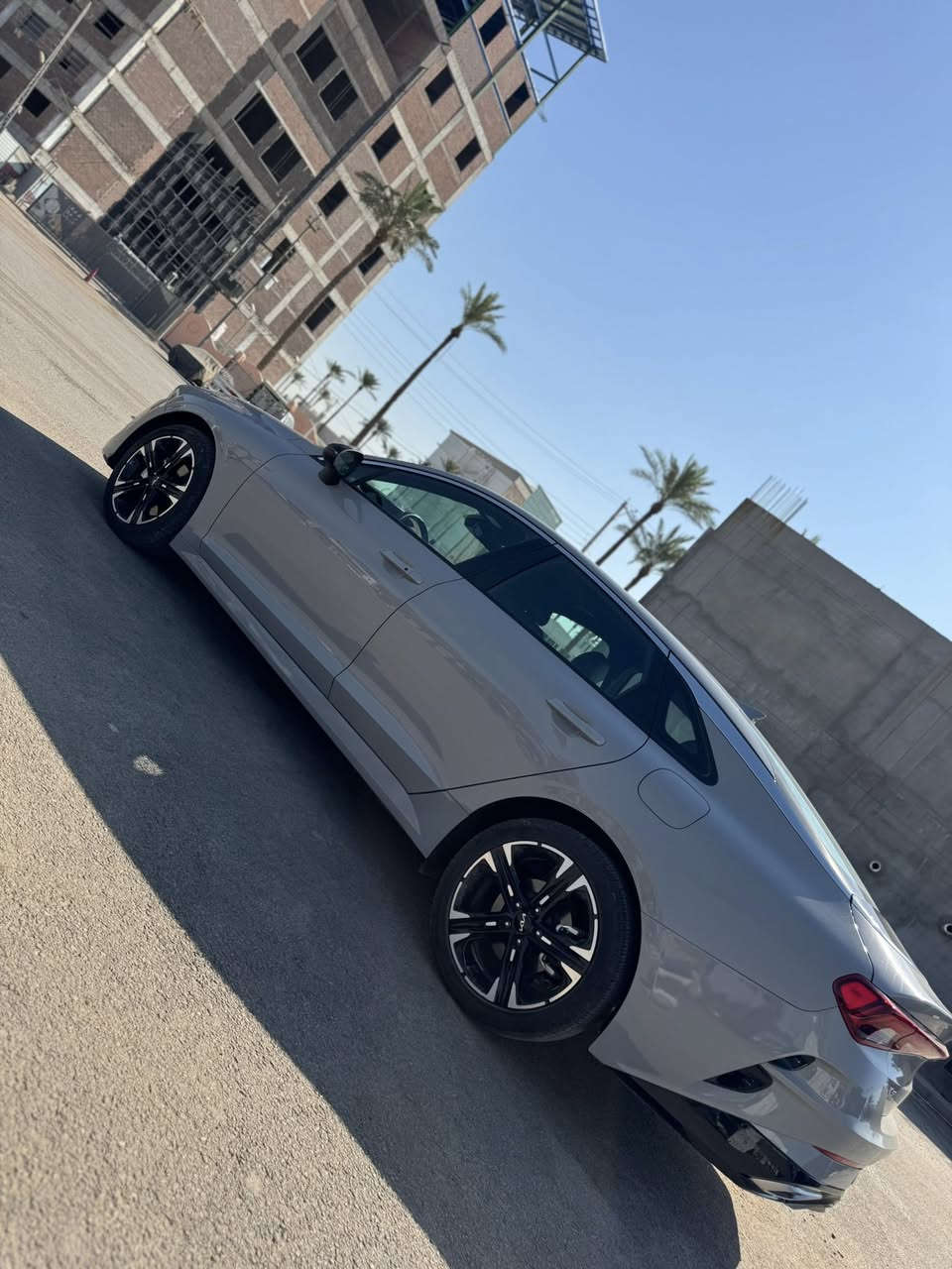 جيتي لاين K5 2022
فول عدا البانورما ماشية  35000 الف كيلو سنوية باسمي
حادث خلفي بدون ايرباك رقم بغداد بدون رصعات بدون خدوش ويوجد سونار من المندلاوي بصمتين كتلوكات الشركة محرك 1600 تيربو رادارات تحديد مسار قيادة ذاتيه صندوق ذكي معروفه مواصفات الجيتي لاين سعر 19300 $      رحمه الاهلك تعجبك سيارة اتصل ماتابع تعليقات السعر غالي واكو ارخص روح اشتري الارخص ونورنه بصلاة على النبي
***********
