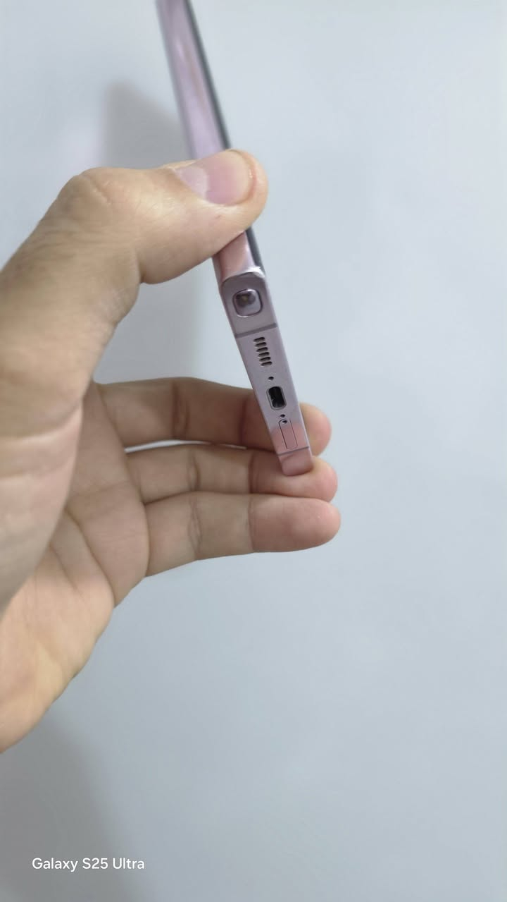 #للبيع_فقط

جهاز S23 الترا
شرق اوسط عين الفهد 🤩
ذاكره 256
رام 12
جهاز يدعم شريحتين (خطين)
مكفول من كلشي وتاخذه بضمان❣️
#السعر 750 الف مجاله قليل 
700 إلا ربع دينار  لاتتصل ولااتعب نفسك🙅
للاتصال ***********
