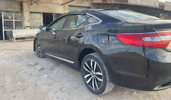 السلام عليكم..من رخصة الادمن ازيرا موديل 12 حجم المحرك 3300 رقم انبار وارد امريكي مصبوغة حزام فول ماعدا البانوراما السيارة جاهزة تبريد تخم تاير حدادية شغل جديد اصلي على الفحص السنوية لل27 السعر 97 للاتصال***********
