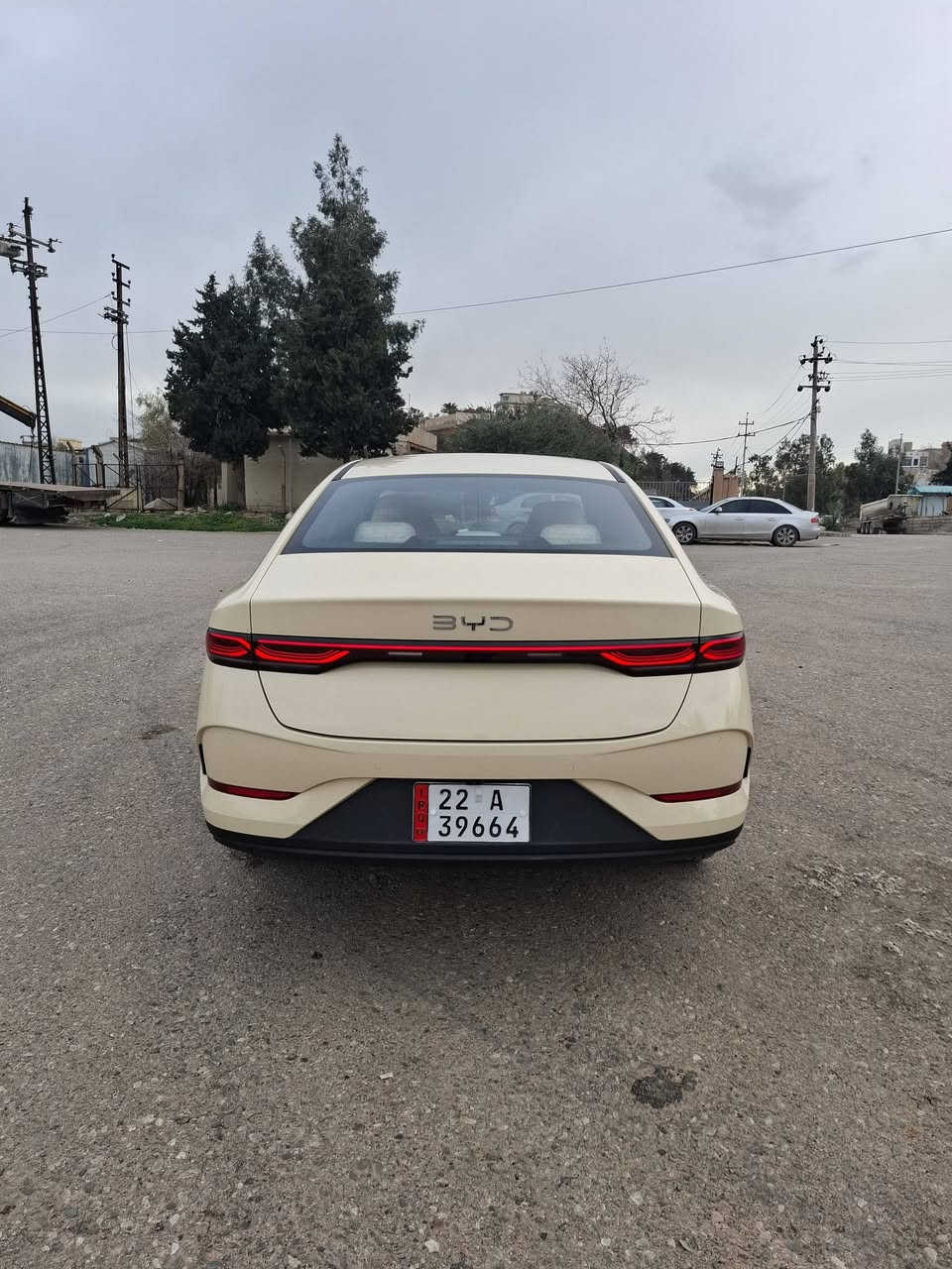 بی وای دی کین پڵەس مەرغوب ناو کرێمی بەسمە برێک بەسمە یەک حەفتەیە ڕەقەمم کردووە 2100کیلۆمەتر 2025 کامل ئەشیا هی خۆمە بۆخۆم کردومە بە تەکسی ڕەقەم هەولێرە بۆیاغی دەرەجەیەک کامل بەرنامەم بۆداناوە بەرگە کوشن تێ گیراوە سوکان تەقەڵ ستاند مۆبایل هەموو گیانی بەشەرت  2500ڕۆیشتووە تەنانەت شوختیشی نیە سعری 167$معامەلە
***********
