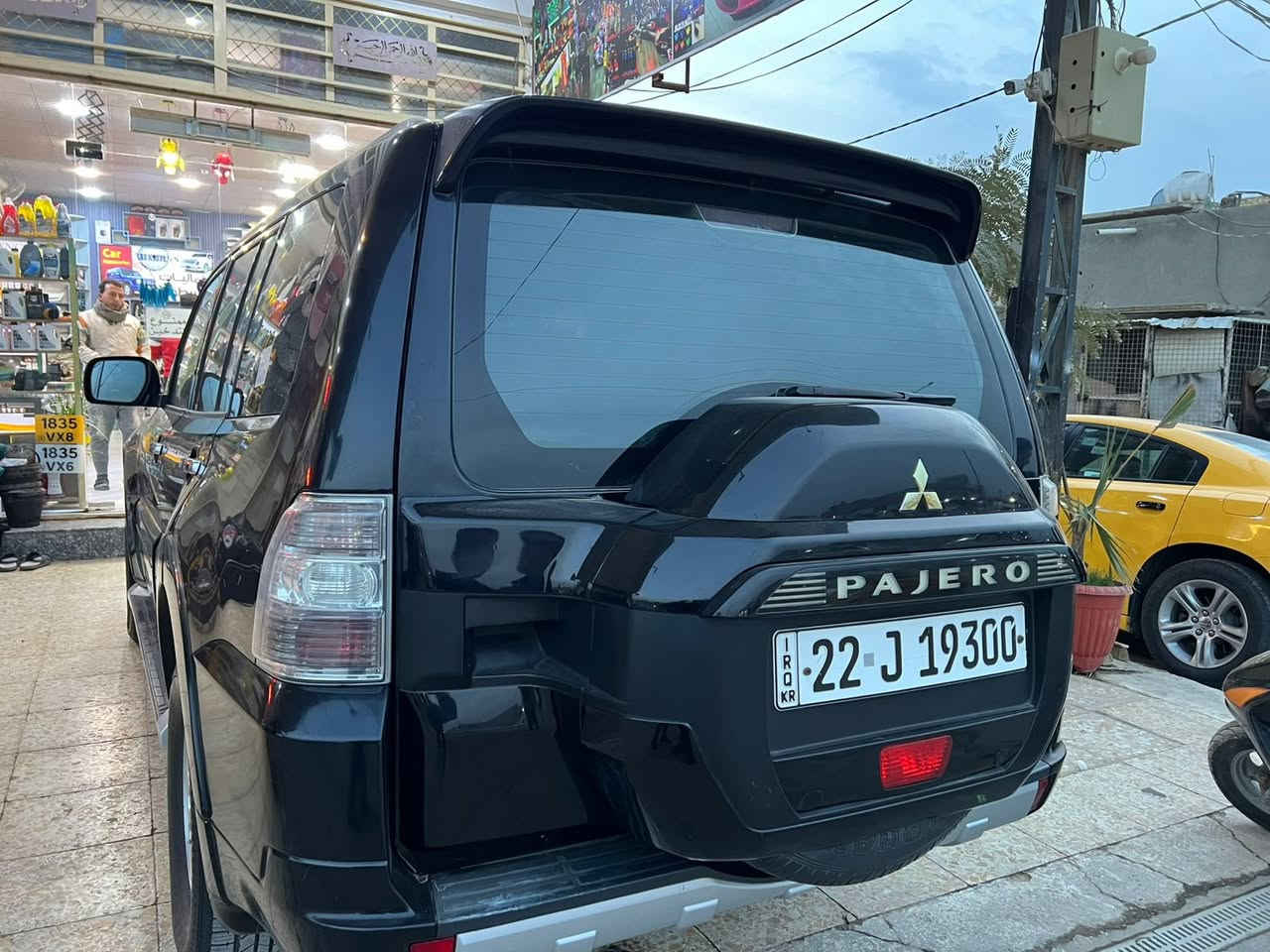 السلام عليكم
باجيرو 2010
مكفوله 
سنويه ارقام جدد
العنوان الديوانيه 

‭0783 857 2474‬
