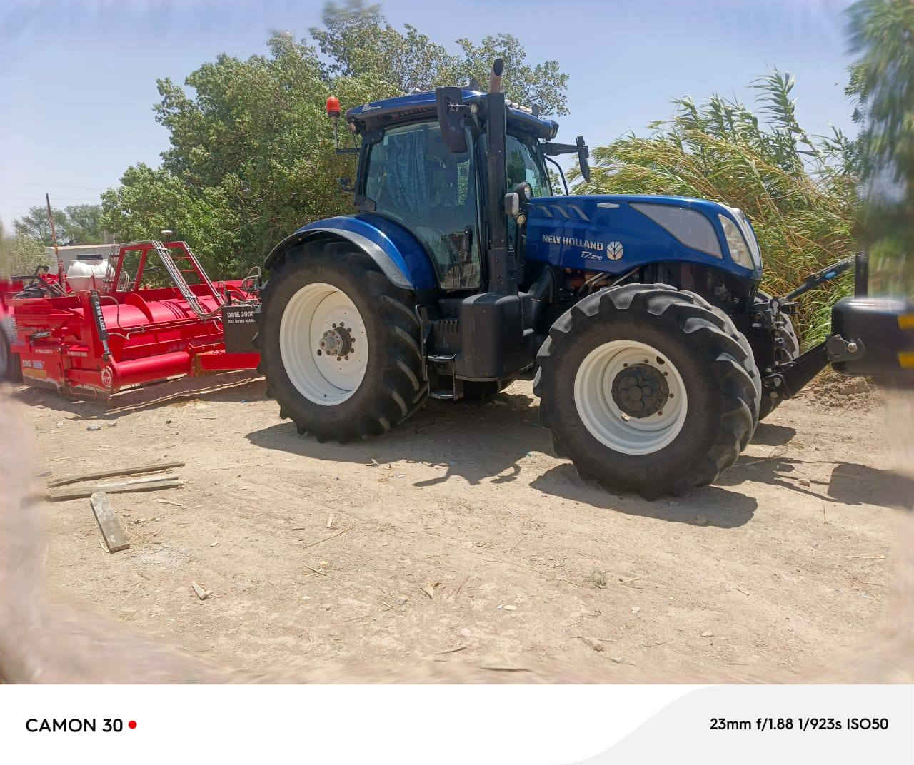 سلام عليكم مكينه نيهولند 270 موديل 2018 فول مواصفات الشراي يتصل ع رقم   ***********
                                              ***********
