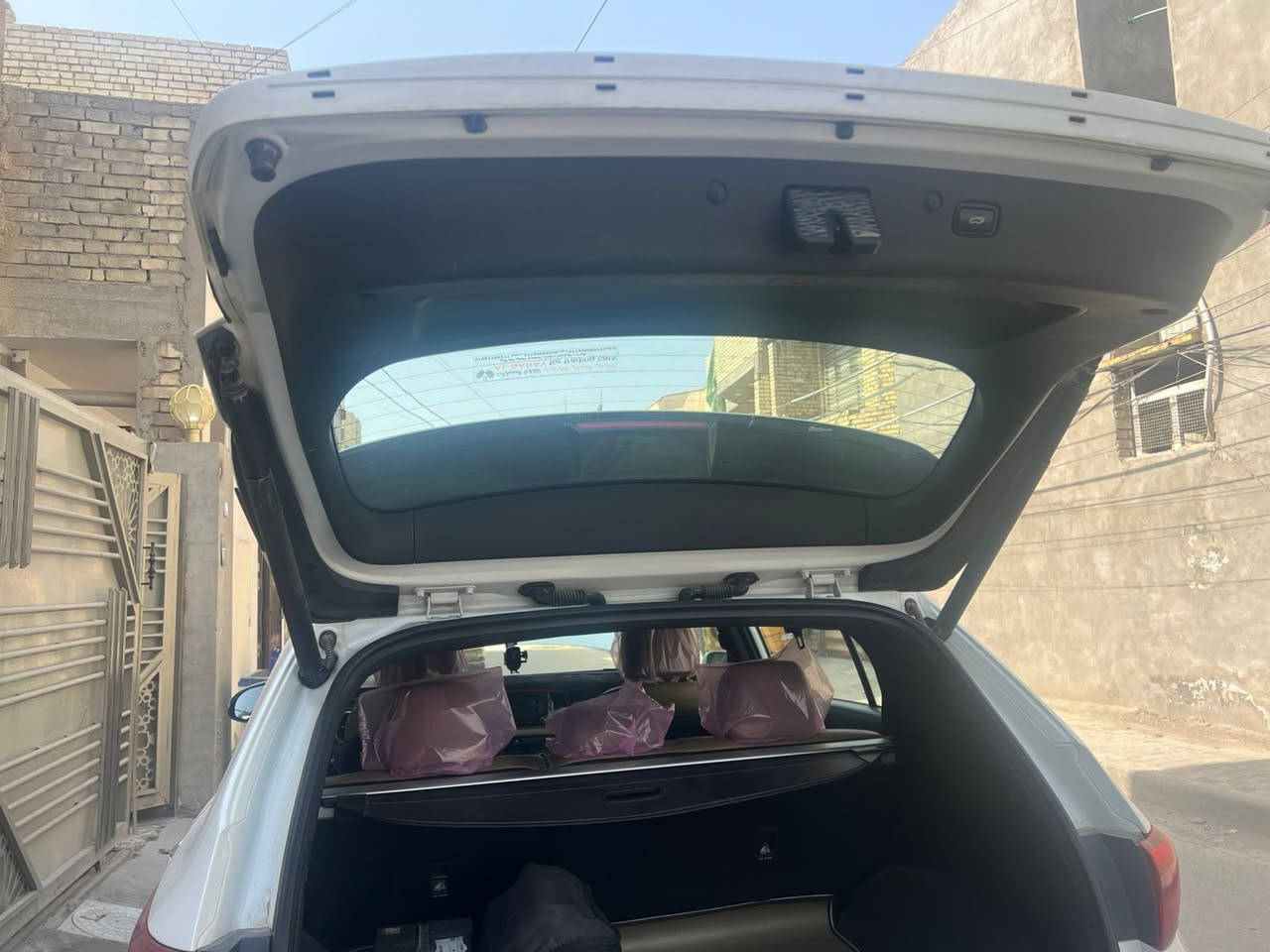 � للبيع كيا سبورتج 2018 | فول مواصفات 🚗

🔹 الموديل: Kia Sportage
🔹 سنة الصنع: 2018
🔹 الفئة: فول مواصفات
🔹 القير: أوتوماتيك
🔹 الوقود: بنزين
✨ المواصفات:
✔️   كاميرا خلفية
✔️ بصمة تشغيل + بصمة أبواب
✔️ مقاعد جلد
✔️ تحكم بالمقود
✔️ مرايا كهرباء مع إشارات
✔️ مكيف ممتاز
✔️صندوق كهرباء
✔️ السيارة نظيفة جداً
✔️ مكينة وقير وشاصي ممتاز
✔️ خالية من الحوادث 

سونر ثنين وياها واحد من المندلاوي والثاني من المستنصريه
محرك 2000 
ماشيه 110
📍 الموقع بغداد الأمين الثانيه 
💰 السعر192 بيها مجال بسيط 
***********
***********
