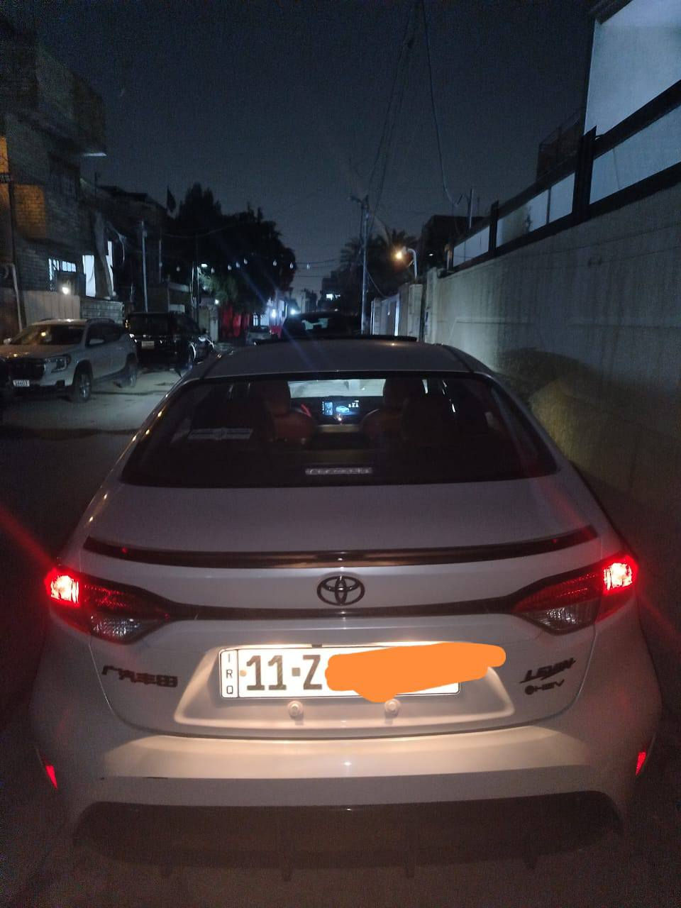 السلام عليكم
كورلا 2025 S بلاك ادشن . 
 رقم بغداد باسمي. 
تحويل مباشر . 

❇️محرك 1800 هايبرد شحن. ذاتي 
❇️بصمه + دخول ذكي . 
❇️رادار امامي . 
❇️سياقه اليه ماشيه 21 الف. 

❇️شاشه ابل كار بلي + كامره خلفيه دواره . 
❇️مانع نزلاق + مود درايف +  ايفو مود . 

❇️كيجات شاشه دجتل . 
❇️مقاعد جلد كهربائي لون أحمر. 

❇️ويل رياضي حجم 17 . 
❇️حساس لايت كامل اوتو. عالي ناصي + حساس ضغط اطار . 

❇️تحكم سترين كامل فول . 
❇️لايت زينون + لد صباحي . 
           ...... ....... 
مكاني بغداد . 
كفاله عامه فقط أقل الشبر باب عكس السائق 
(راجع pdR بي دي أر / مرفق بالصور) 

......    .......    ......    .....
السعر  : 162$ بيها مجال
للاستفسار ***********
