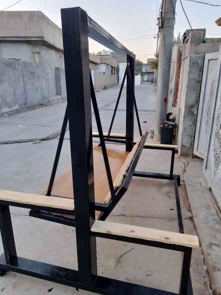 مرجوحة عمل حدادة   جديدة سعره 250 
***********
