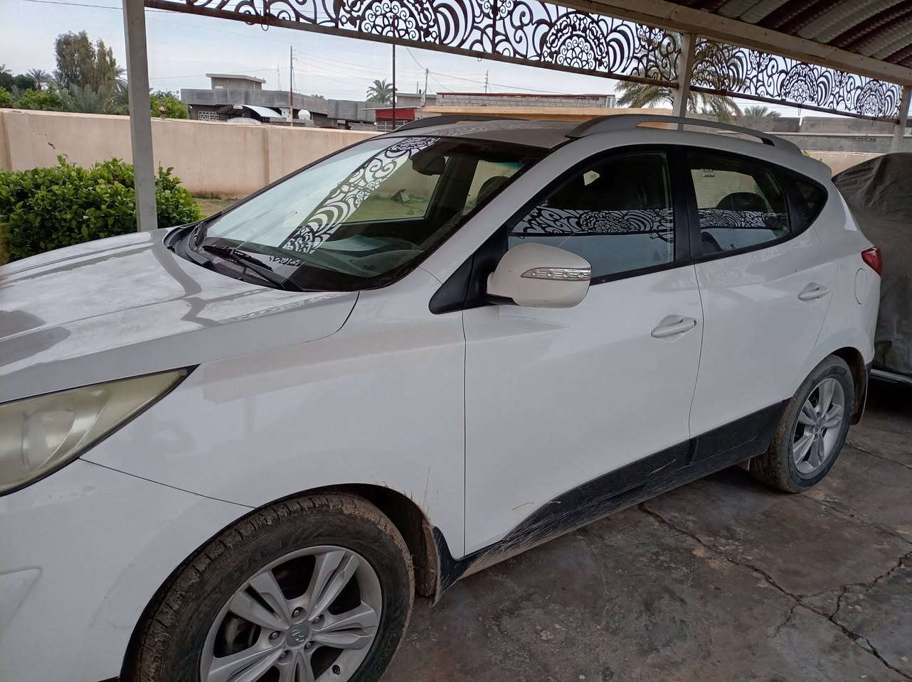 توسان ١٢ مكفوله من الصبغ تبريد وتخم تاير السونار مرفق بالمنشور رقم بغداد باسمي السعر 133بيها مجال بيع مستعجل ***********
